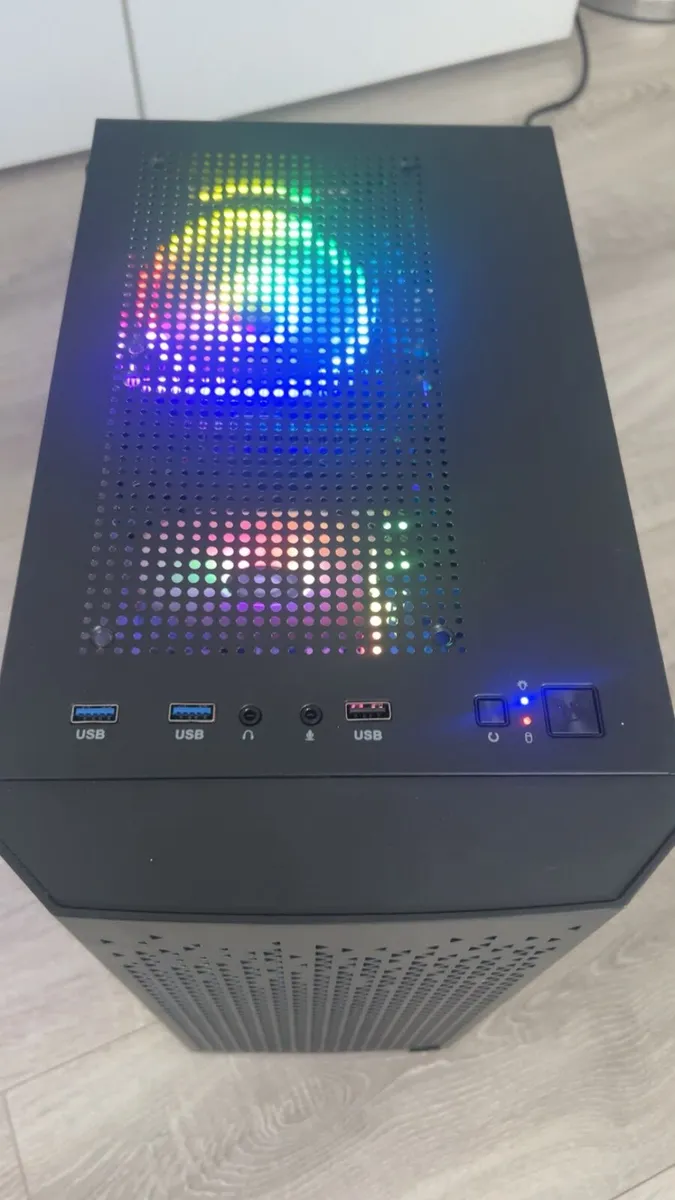 GAMING PC (READ DESCRIPTION) - Image 3