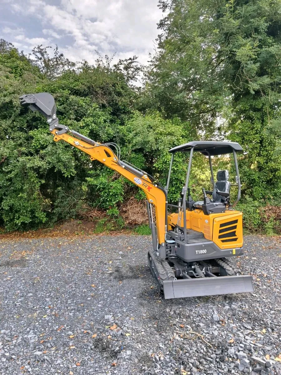 1.8 Ton Mini digger - Image 3