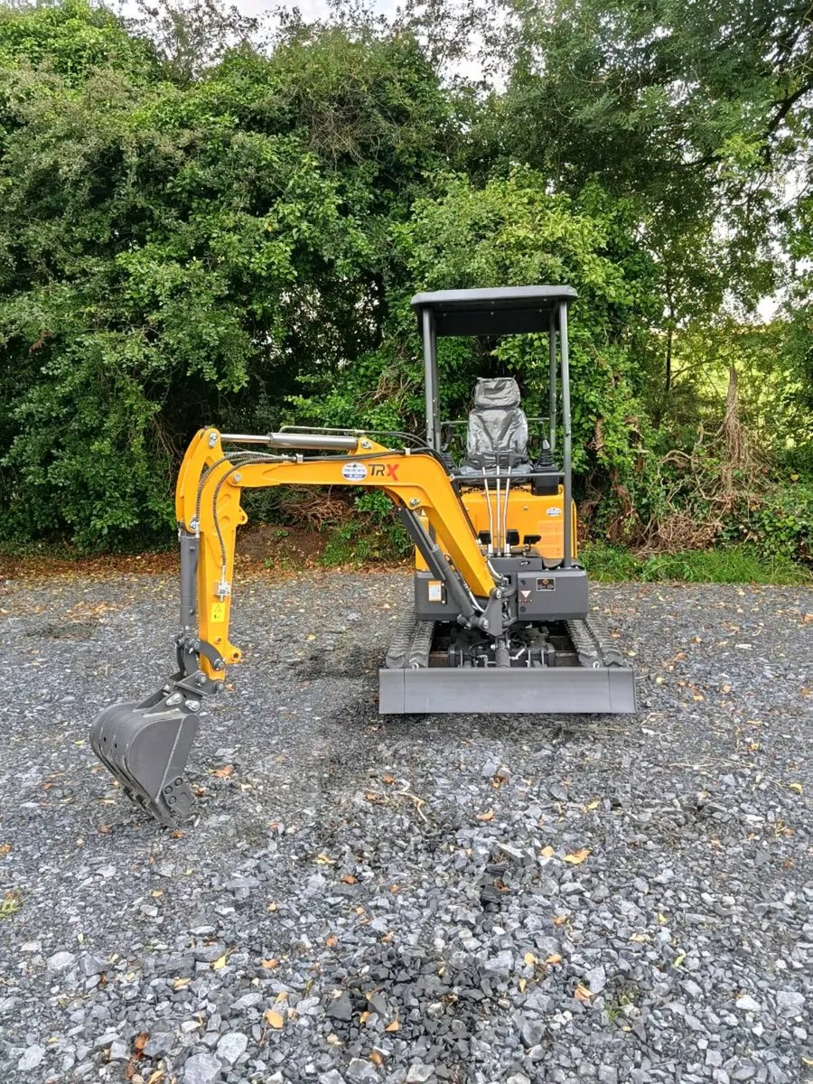 1.8 Ton Mini digger - Image 1
