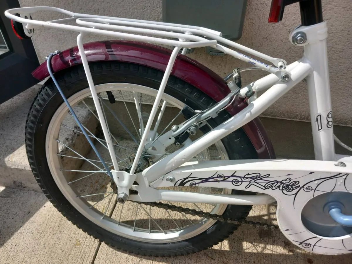 Kids Katie bike size 18 inch wheels. - Image 3
