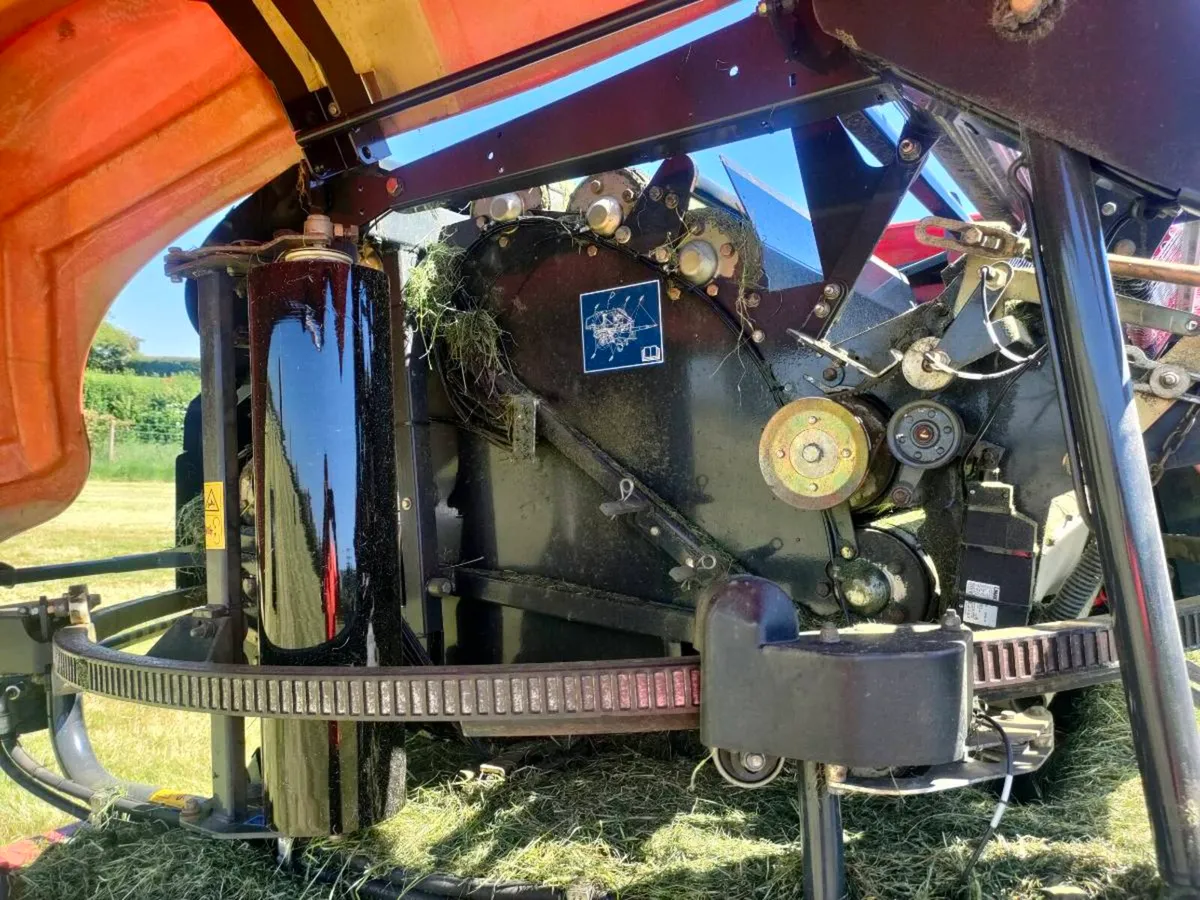 Round baler - Image 4