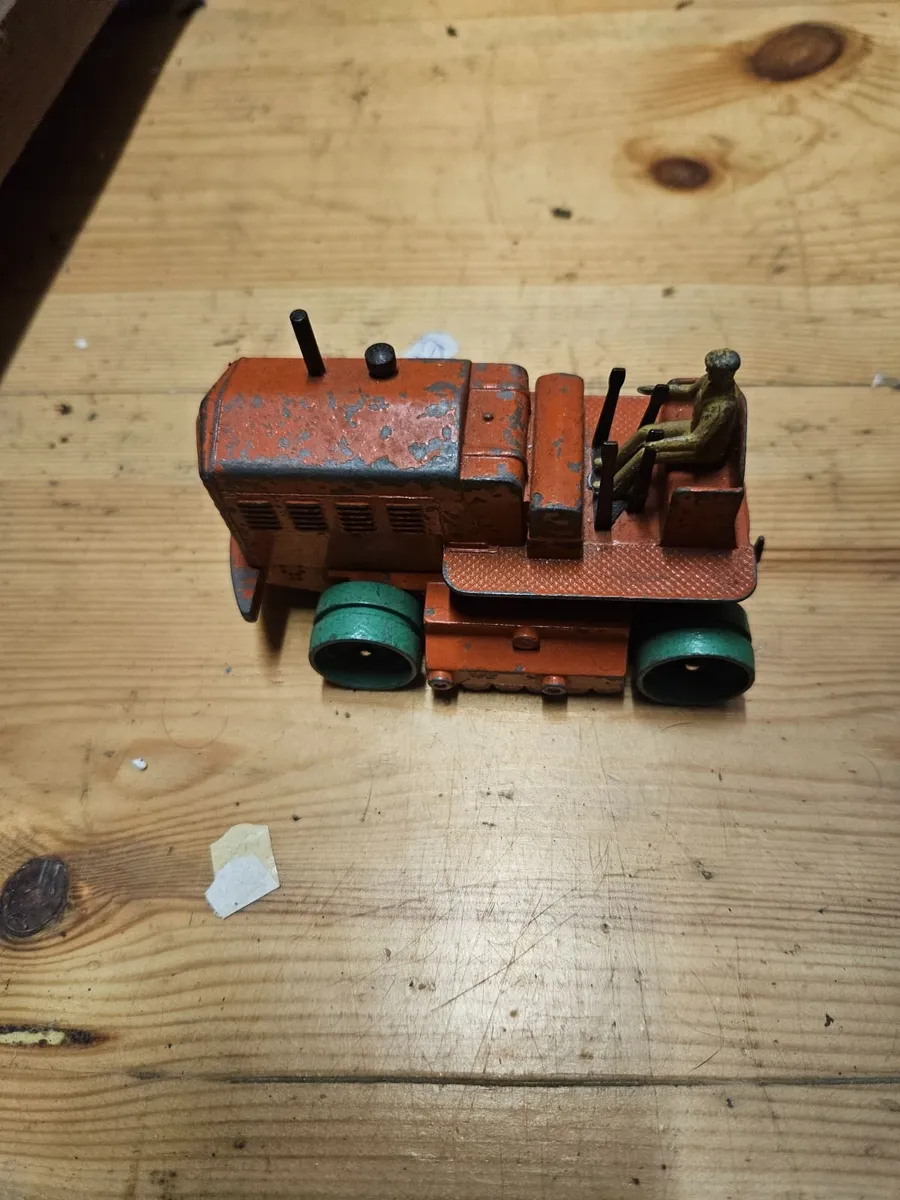 Dinky 1950's Tractor - Image 1