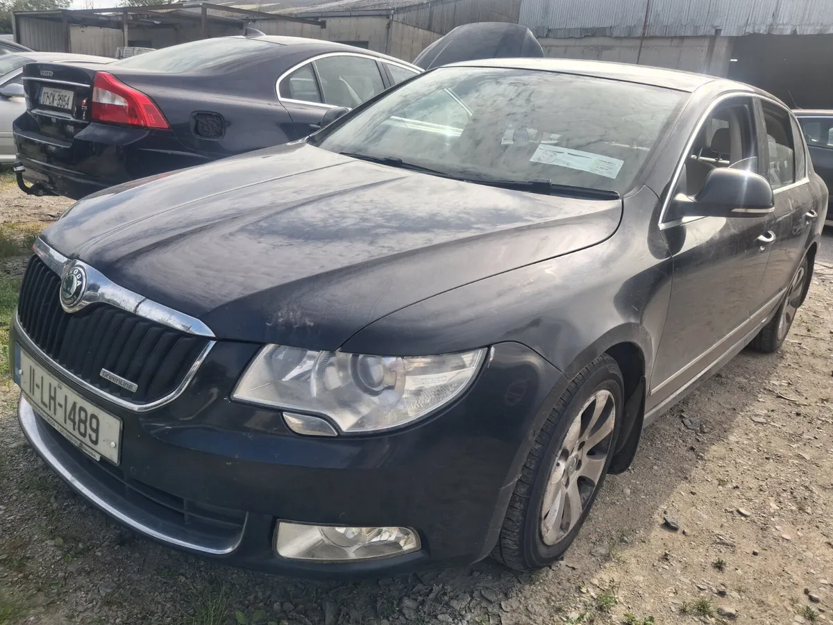 2011 Skoda Superb 1.6tdi parts - Image 1