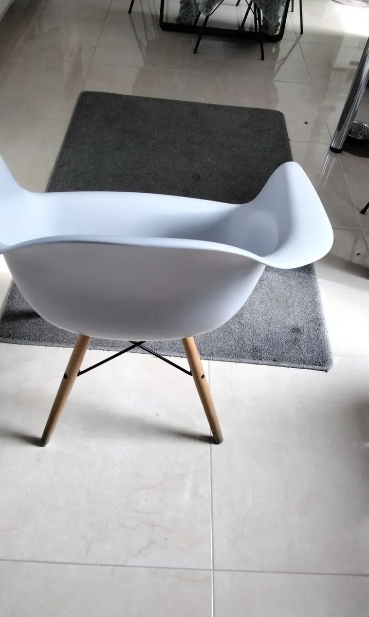Chairs - Image 4