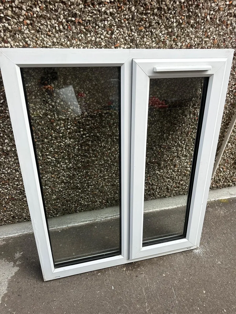 Double glazed window - open outside - Image 1