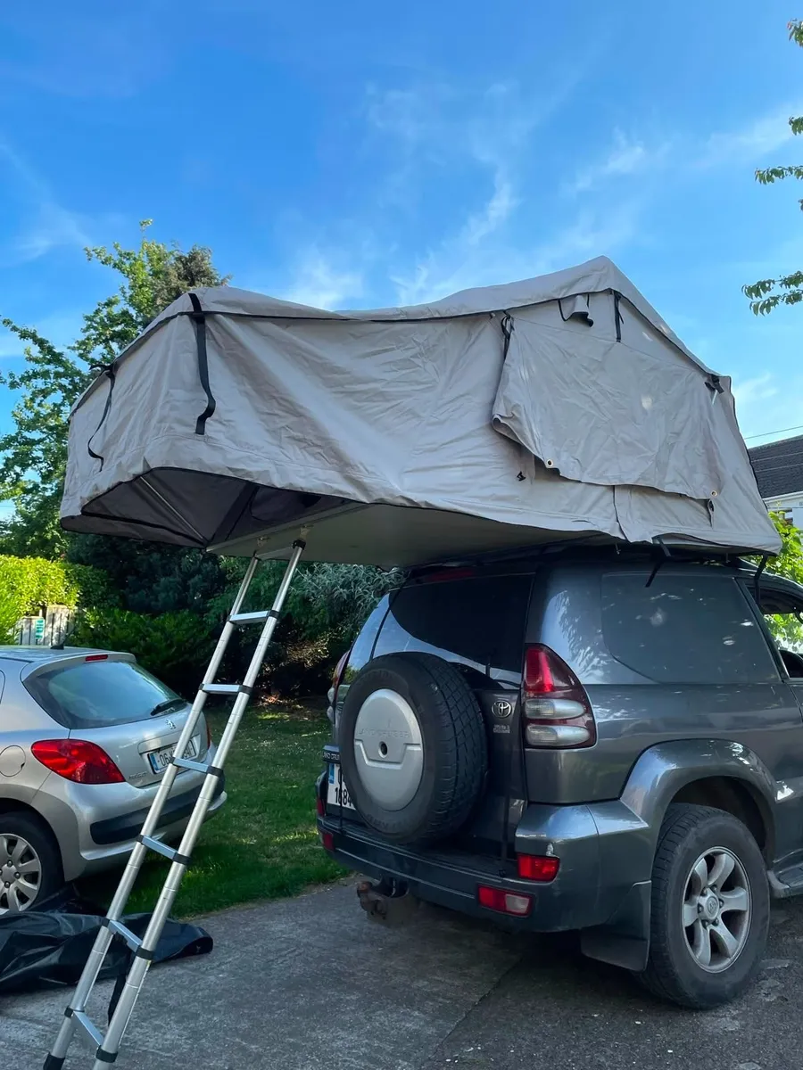Roof Tent - Image 1