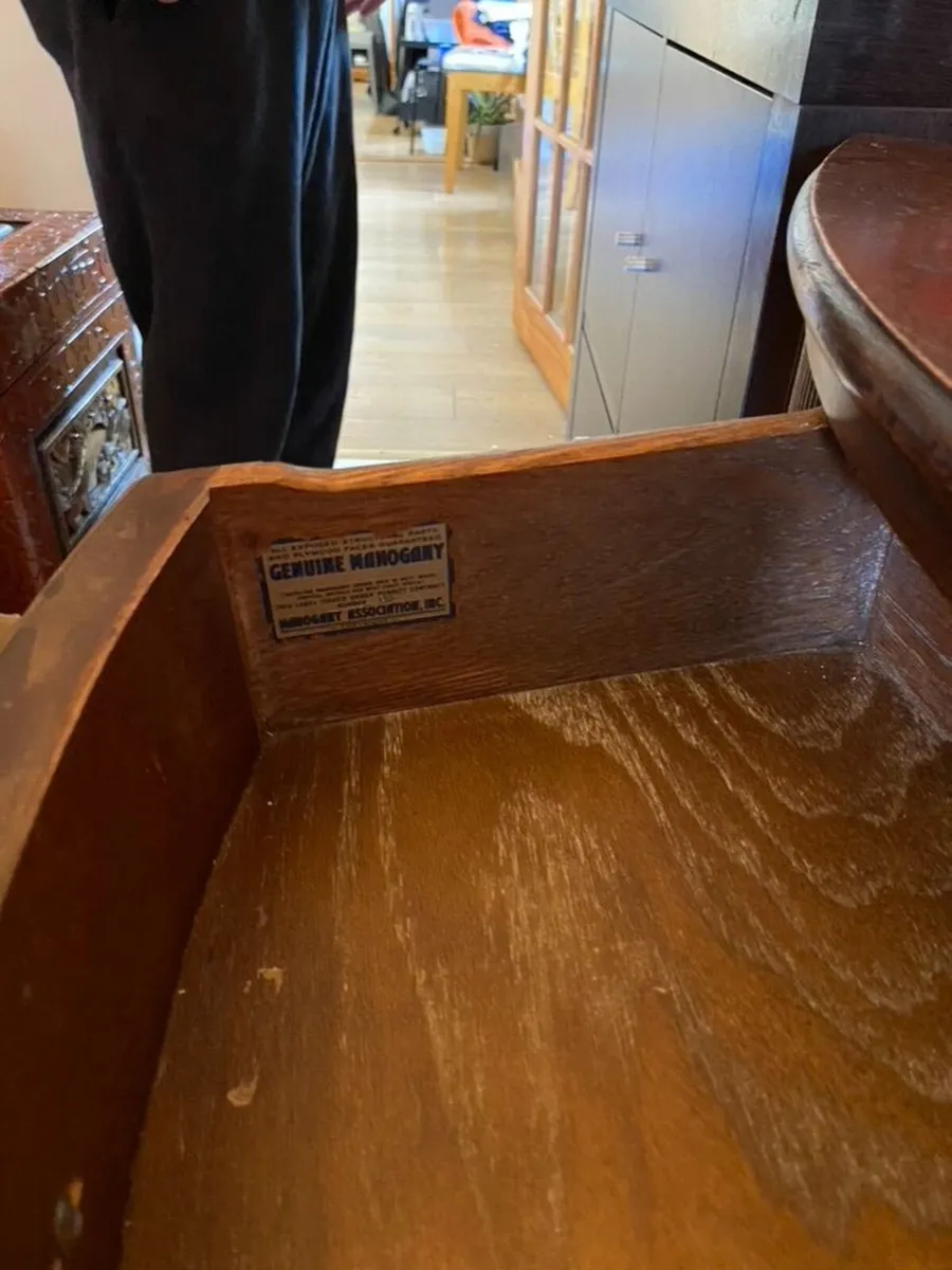 Antique corner shelf - Image 2