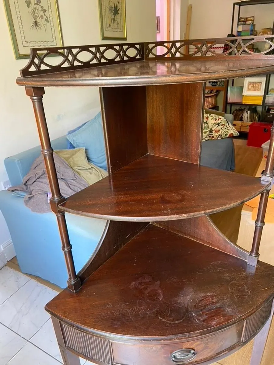 Antique corner shelf - Image 3