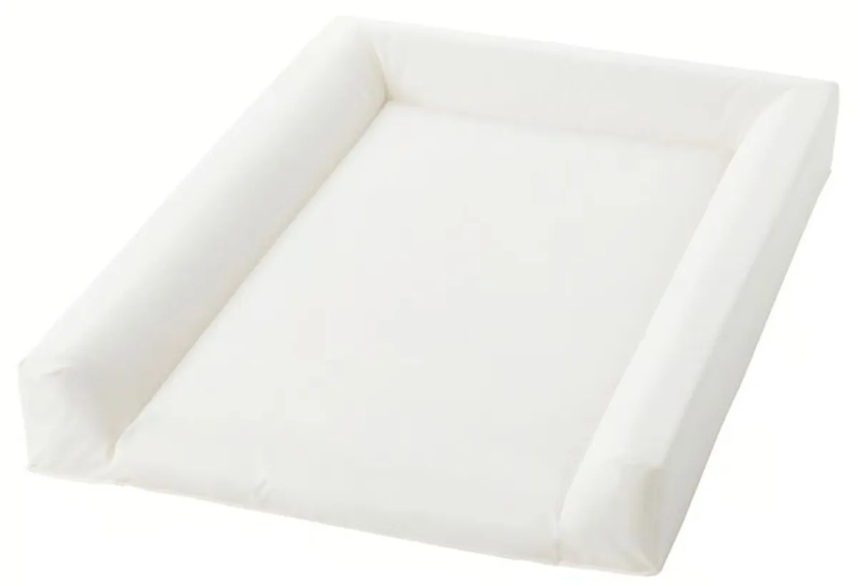 IKEA SUNDVIK Changing Table / Chest + Mat (Like New & Fully Assembled) - Image 4