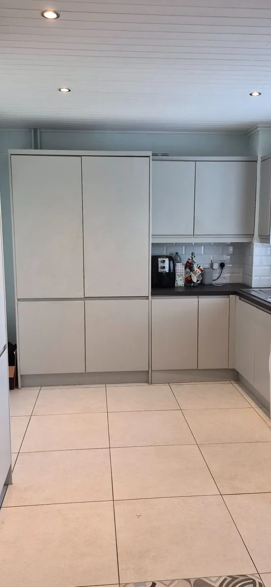 Kitchen - Image 2