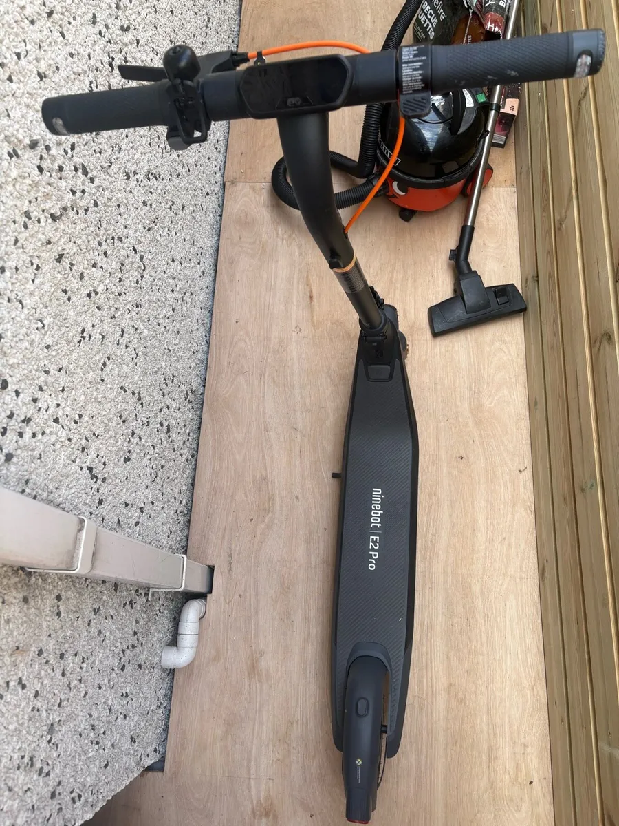 Ninebot E2 Pro Electric Scooter - Image 3