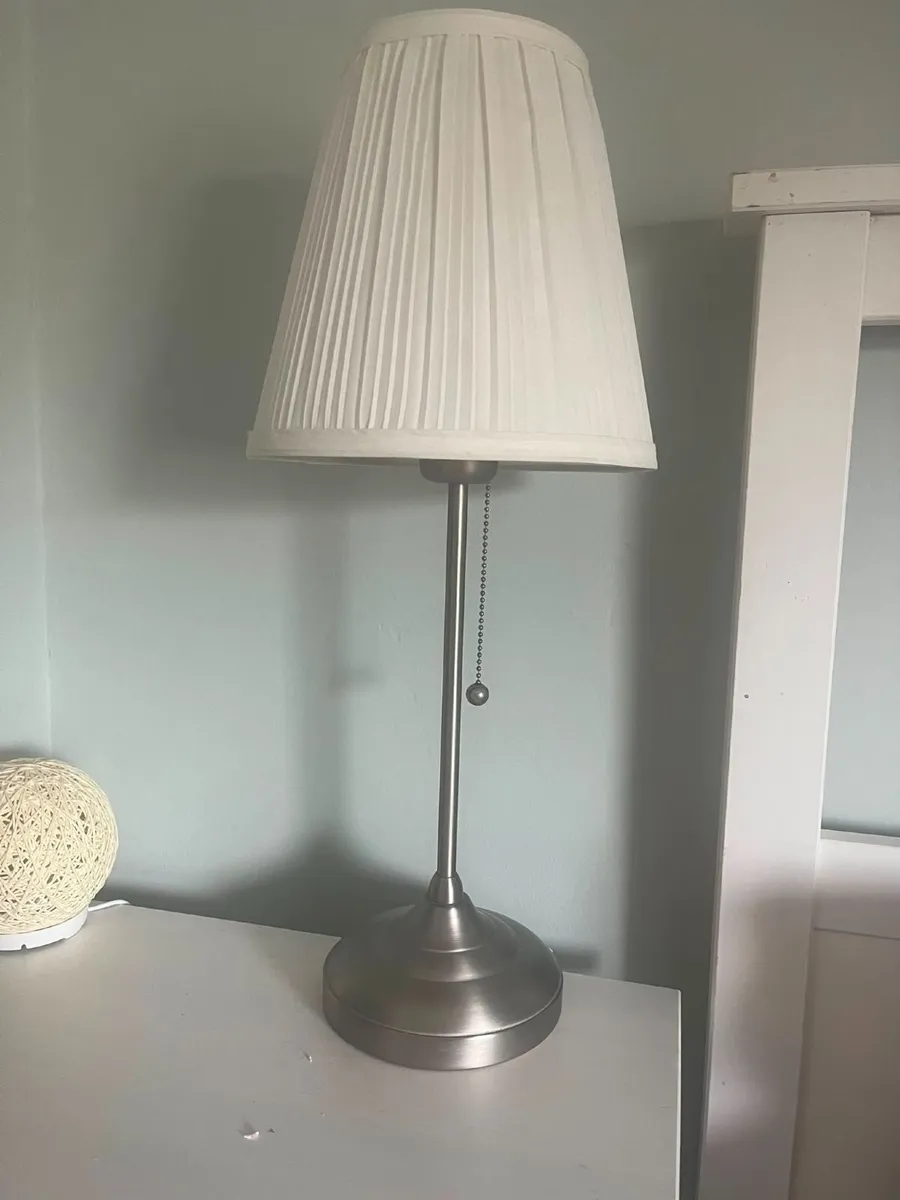 Hemnes Bed, bedside tables and lamps - Image 2