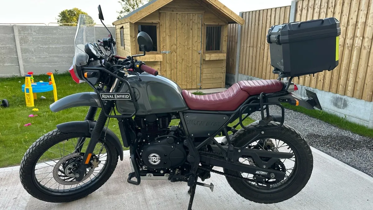 Royal Enfield Himalayan with lots of accessories - Image 1