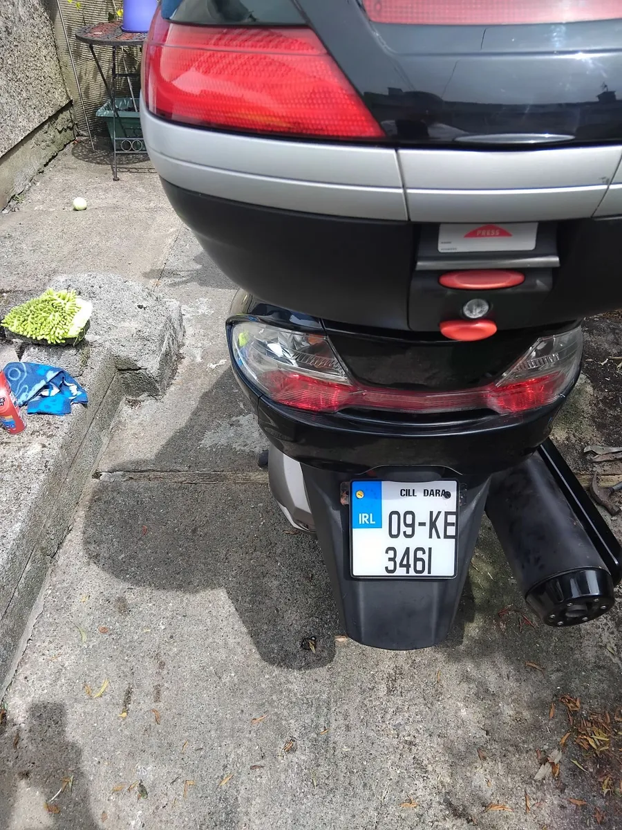 Suzuki Burgman 400 (read ad) - Image 4