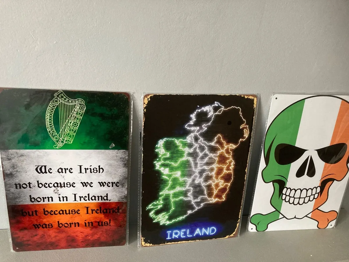 Vintage Style Metal Wall Plaques - Image 3