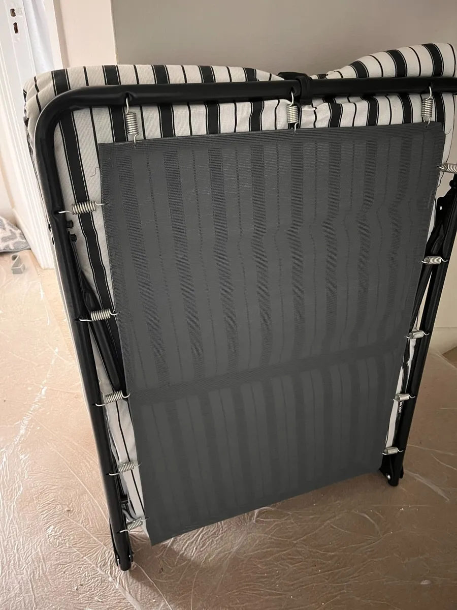 campbed/fold up bed - Image 3