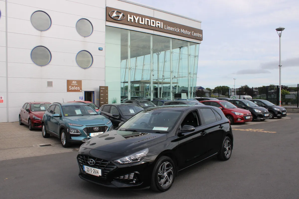 Hyundai i30 2022 - Image 1