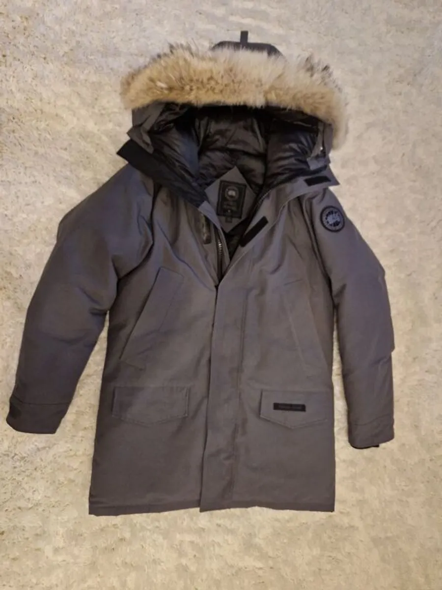 Canada Goose Expedition Parka (black label )Genui - Image 2