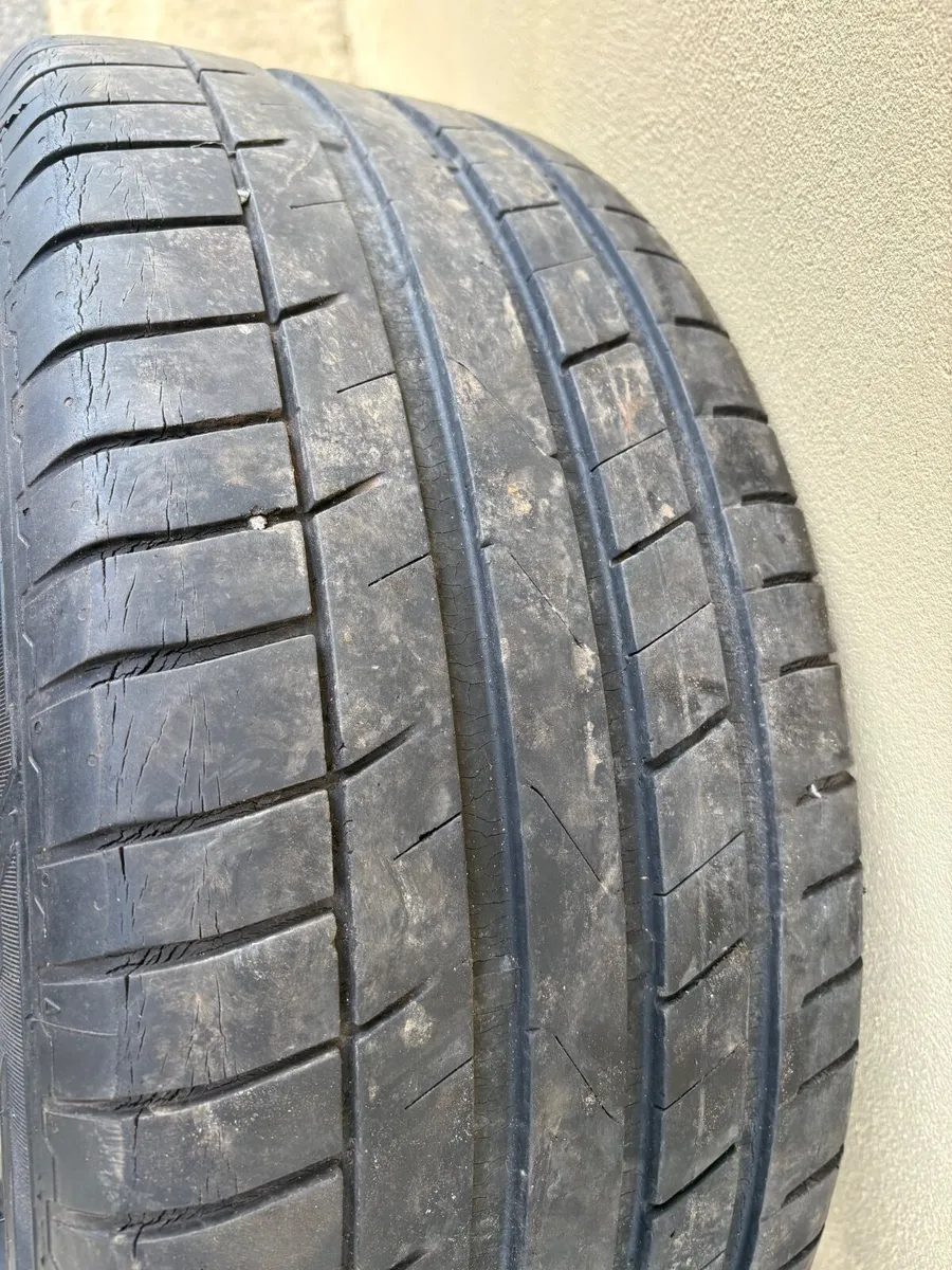 18” Alloy Wheels with Tires - Image 4