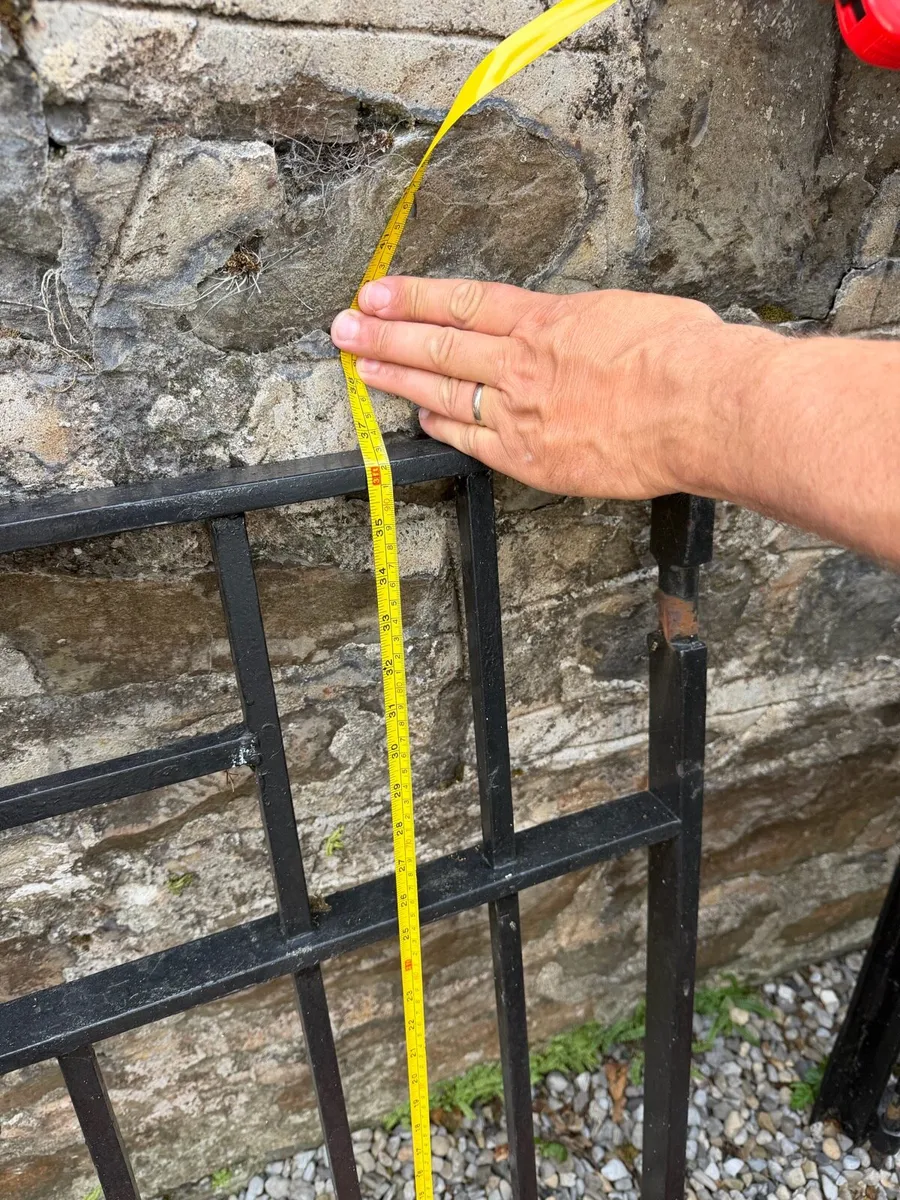 Wrought iron entrance gates made by Kennan & Sons - Image 3
