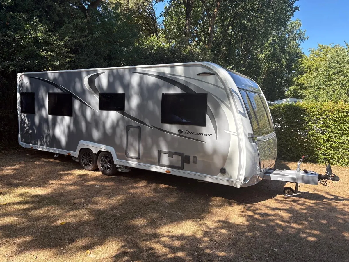 Caravan - Image 2