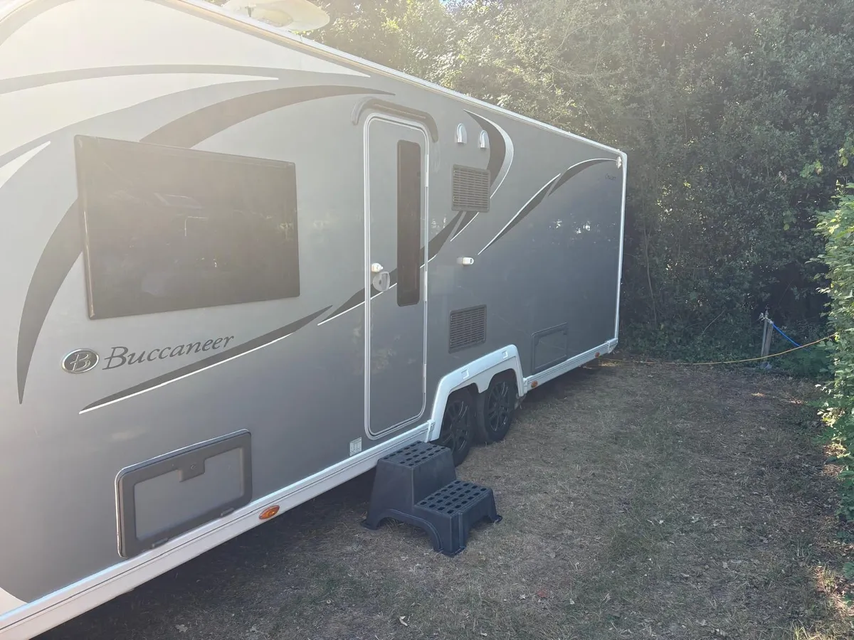 Caravan - Image 3