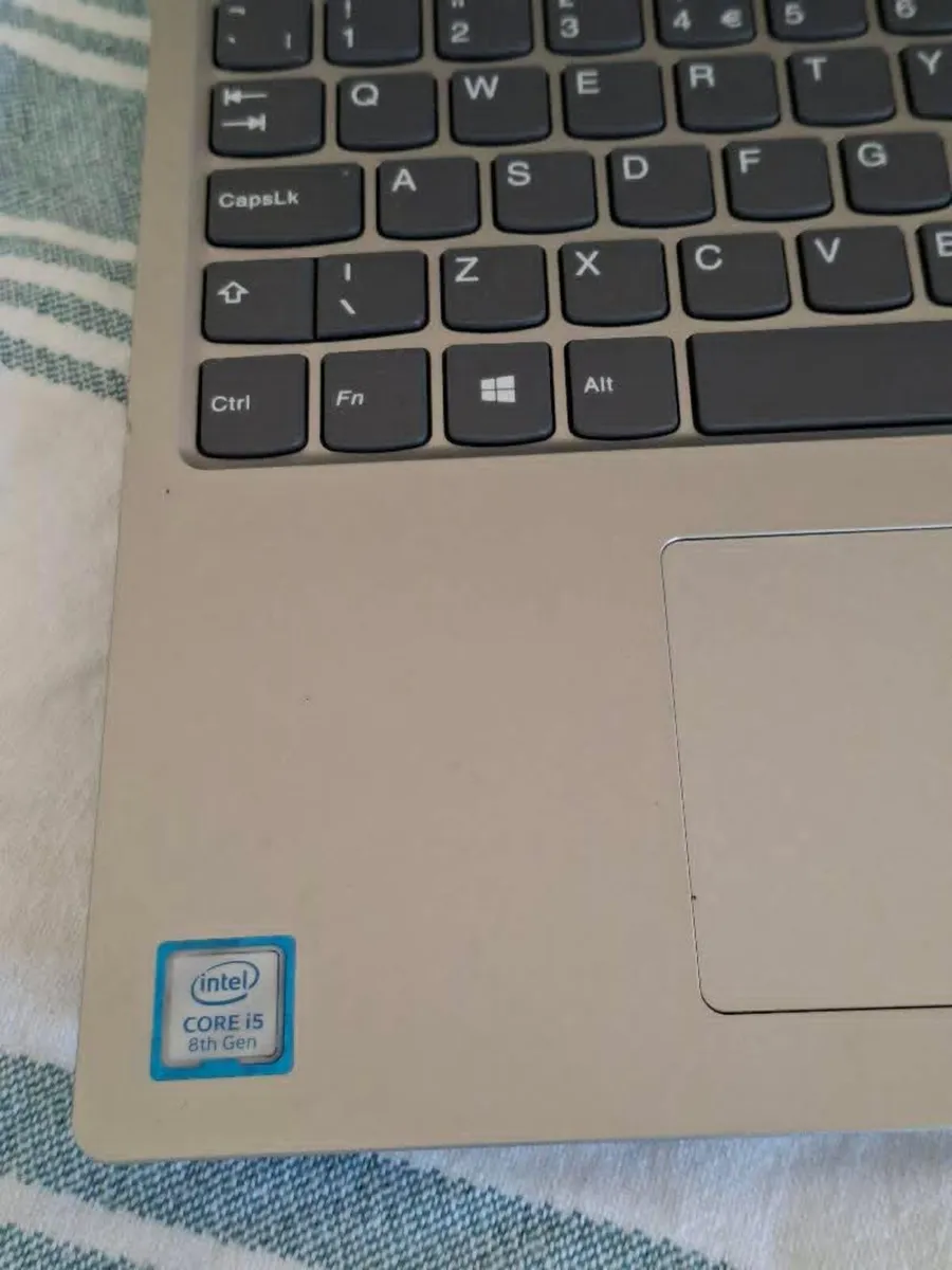 Lenovo Laptop Intel i5 (8th Gen) - 8GB RAM / Fast - Image 4