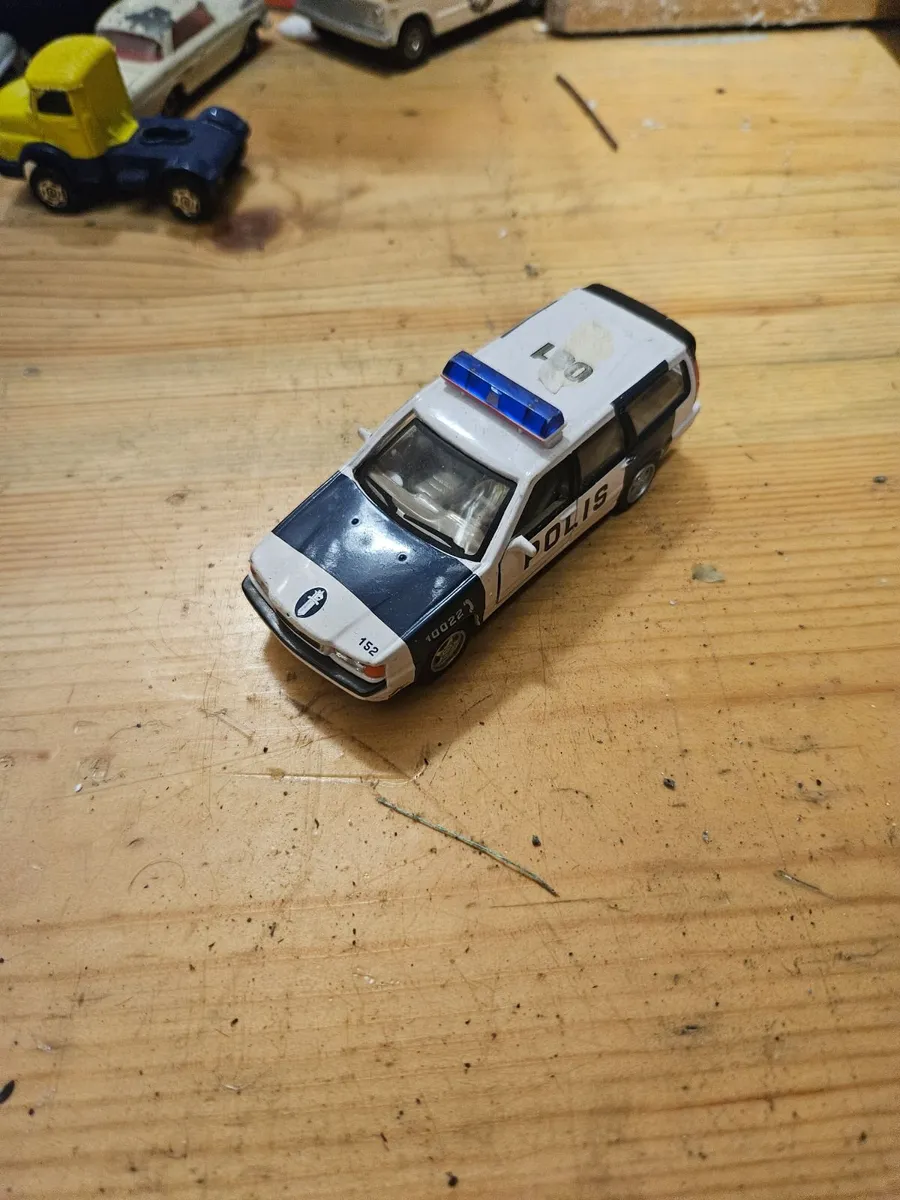 Corgi Atlas Volvo Police Car