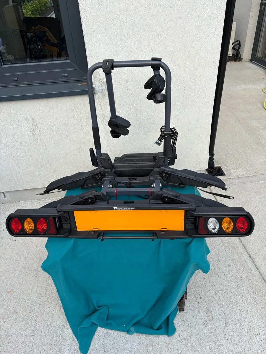 Peruzzo Tow Bar Mounted Bike Rack - Image 1