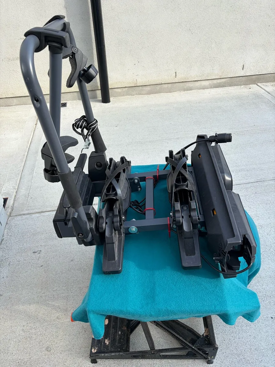 Peruzzo Tow Bar Mounted Bike Rack - Image 4