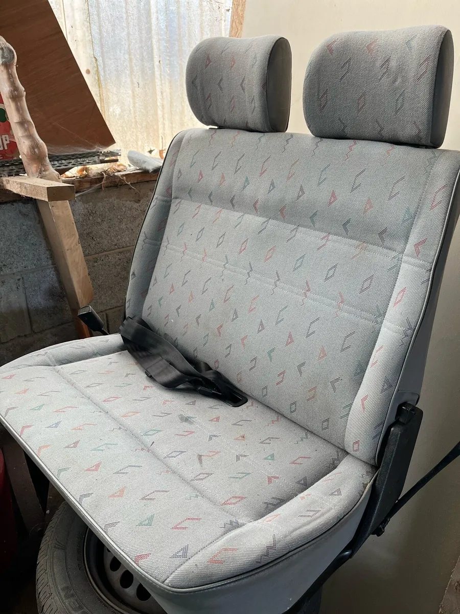 Van seats - Image 1