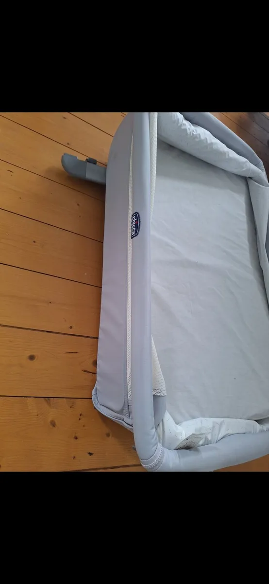 Next to me cot - Image 3