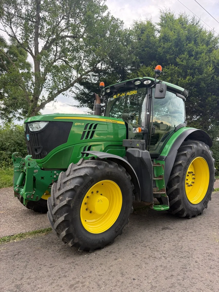 John Deere 6190R - Image 1
