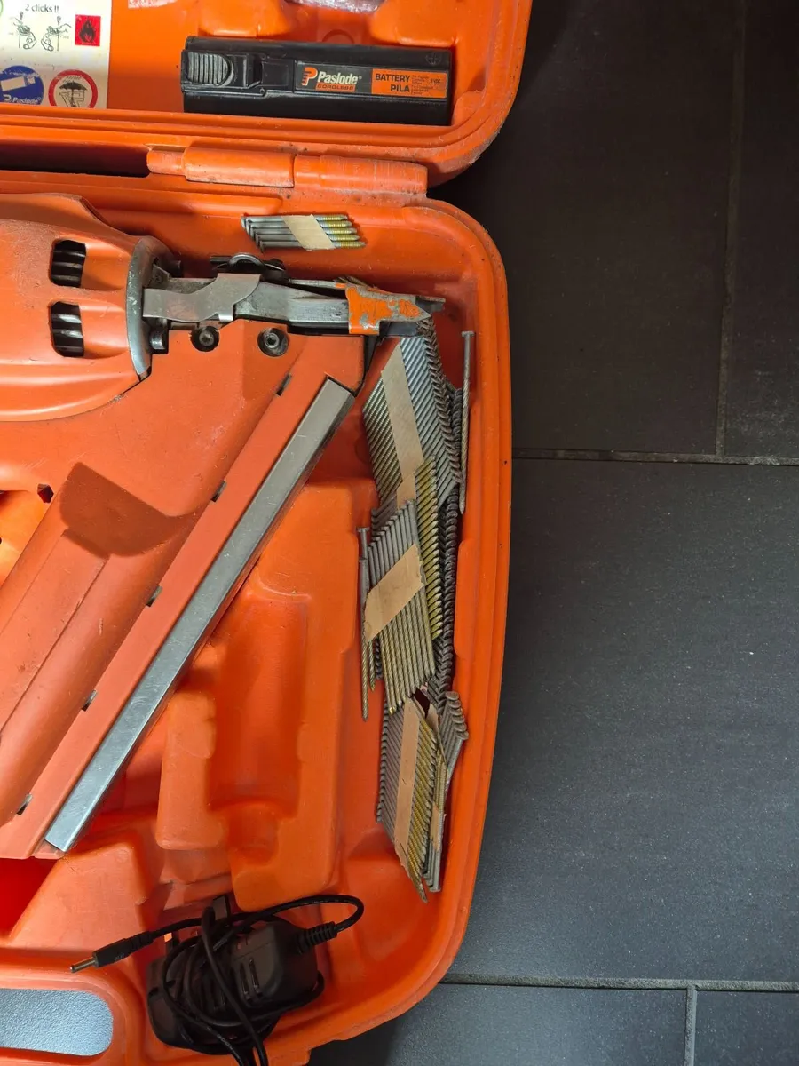 Paslode 1st Fix Nail Gun IM350 - Image 2