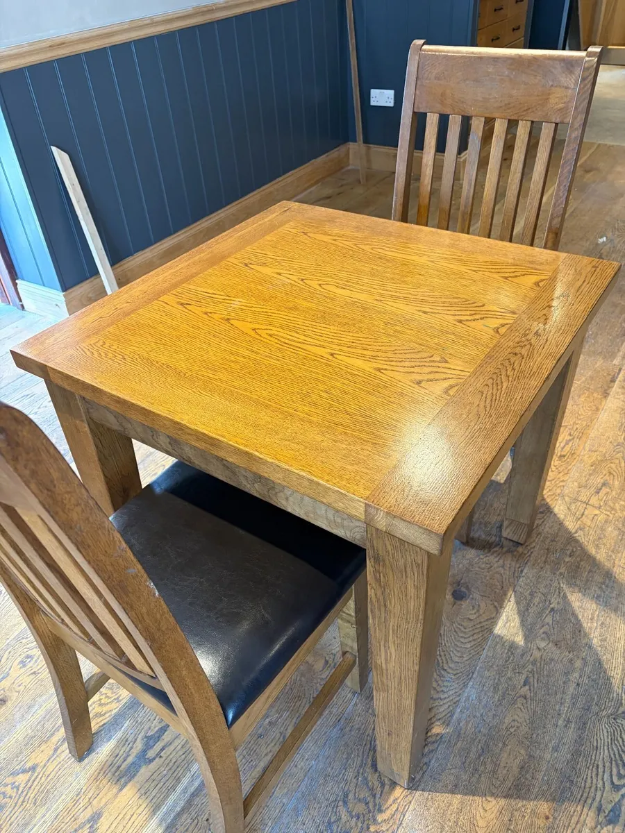 Oak table and 2 chairs - Image 2