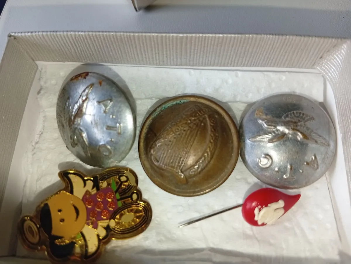 Collection Of Ireland Buttons, Badges, Pin Badge