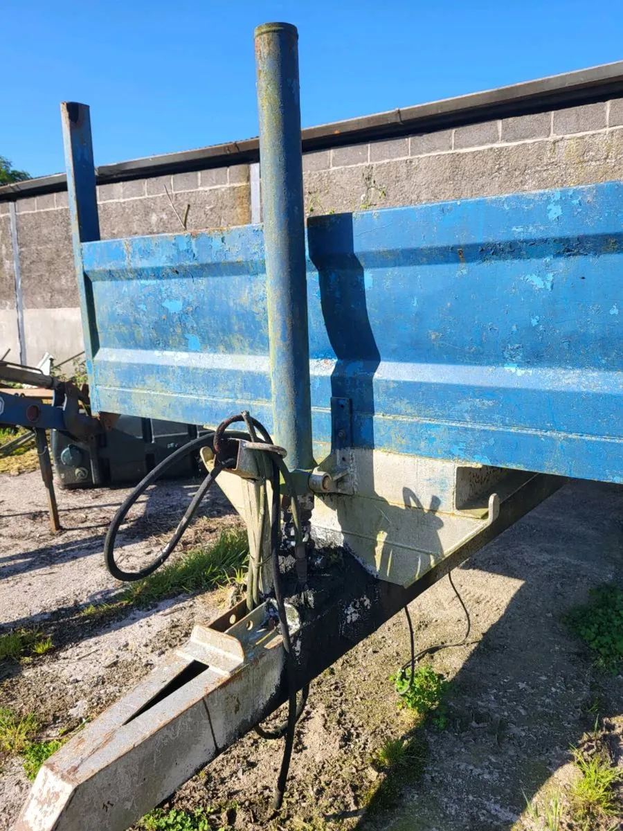 WANTED: 3 stage ram for 14-foot trailer - Image 1