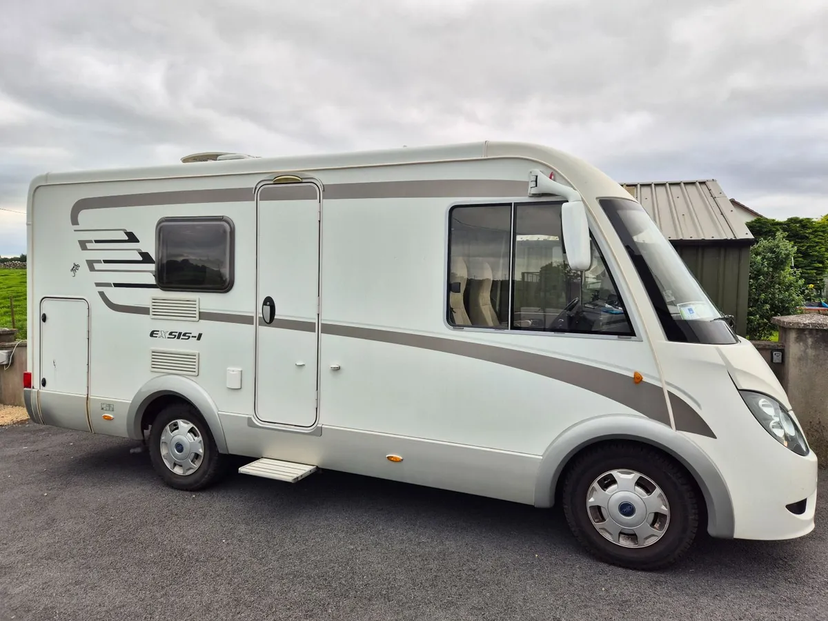 2015 Hymer Exsis-i 512 50 Premium - Image 1