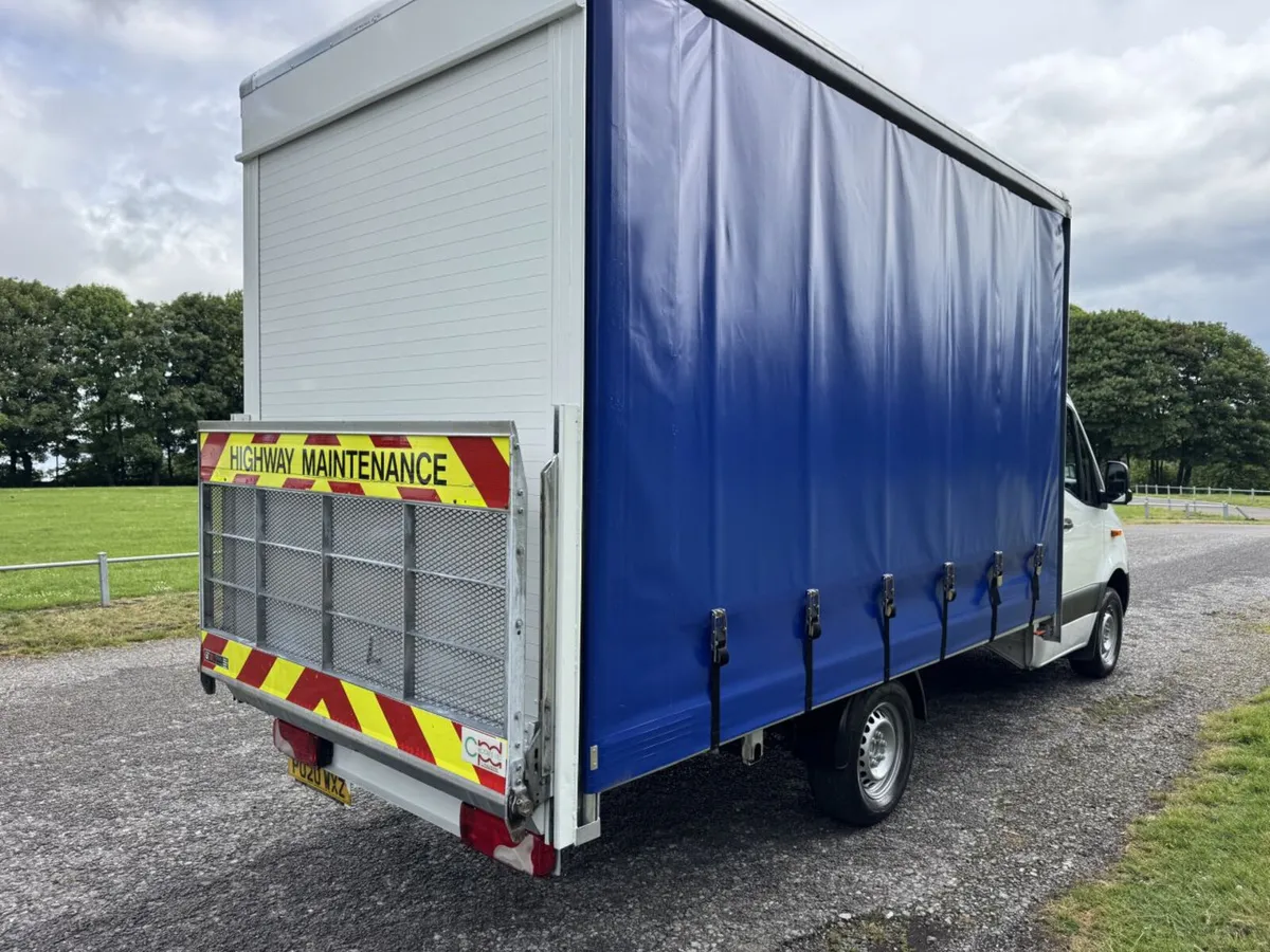 VB - 2020 Mercedes-Benz Sprinter CurtainSider Van - Image 4