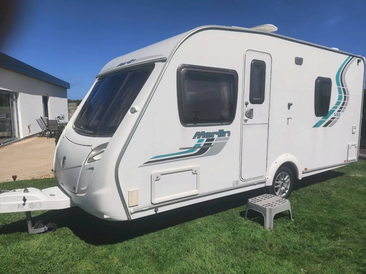 Swift 4 berth caravan - Image 1