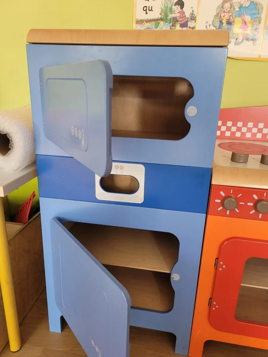Wesco pre school kitchen - Image 2