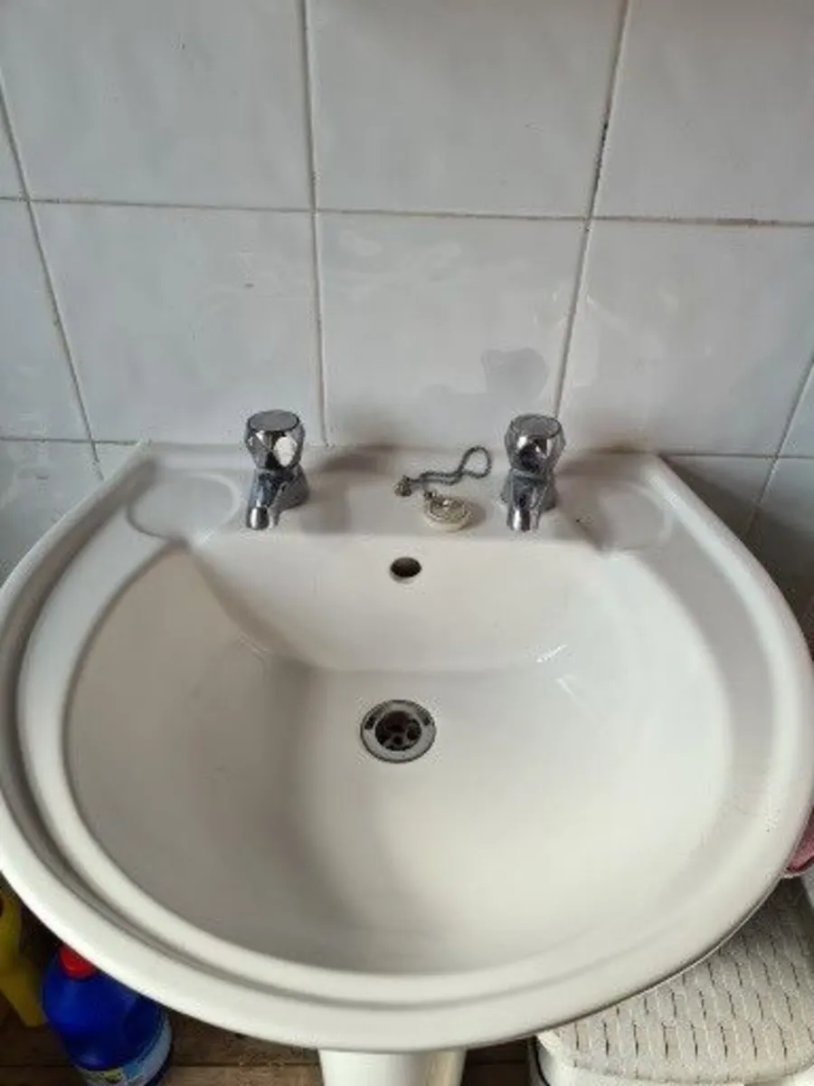 Sink and toilet - Image 1