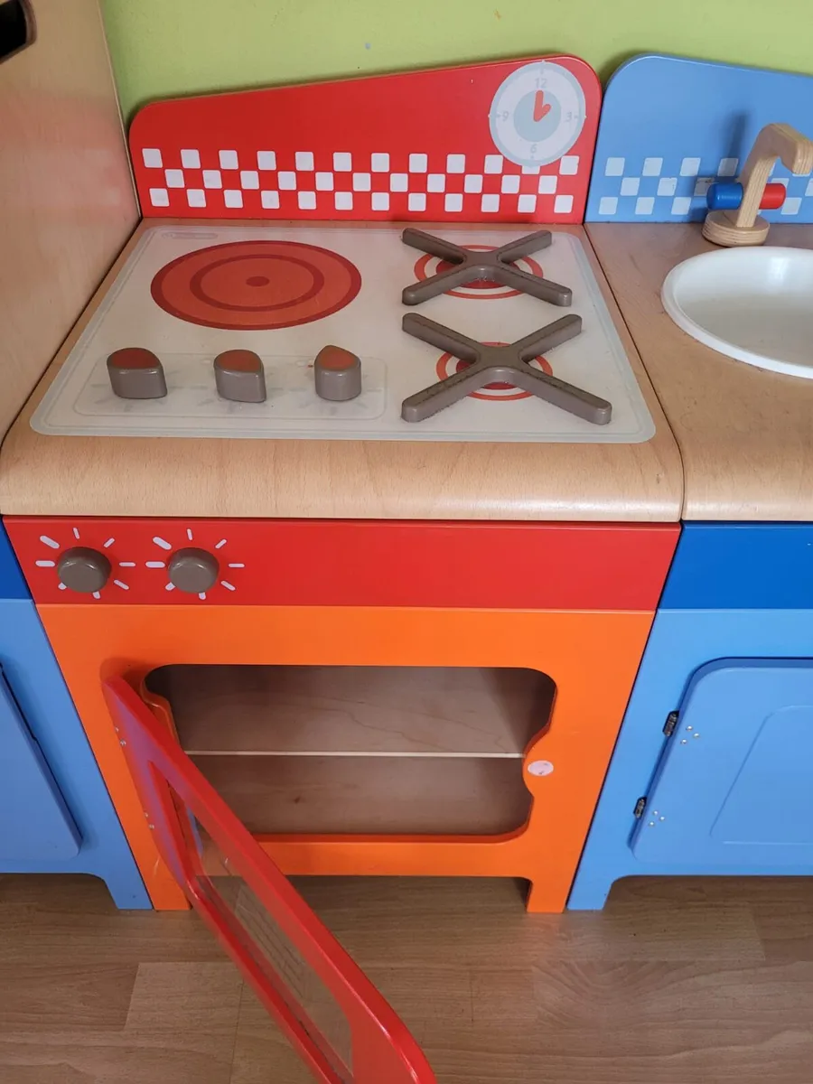 Wesco pre school kitchen - Image 3