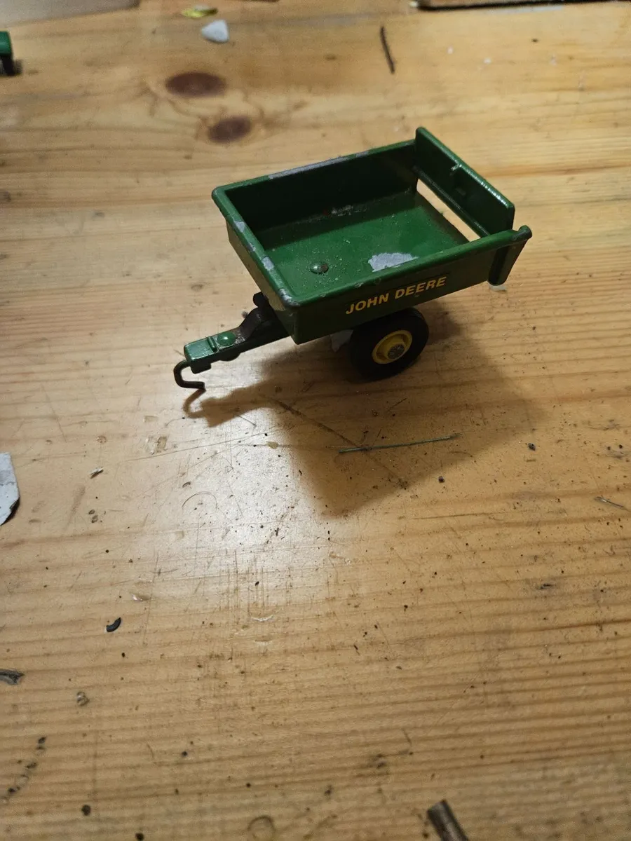 Britain's ERTL John Deere Trailer