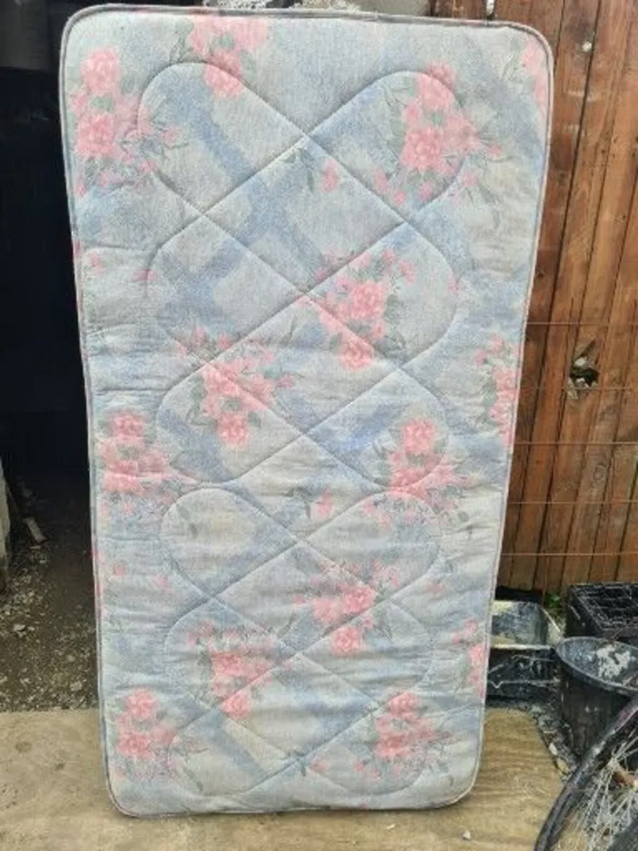 Selection  of single beds and mattress - Image 1