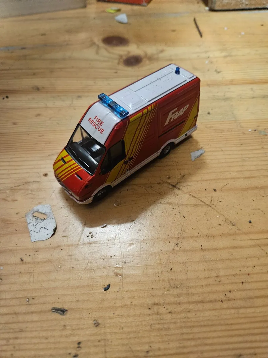 Corgi Atlas Fire Service
