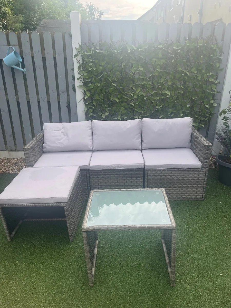 Outdoor Furniture - Image 3