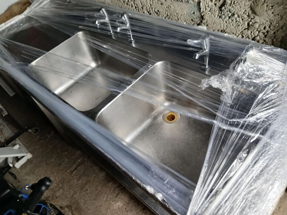 Staneless steel cabbinet double sink unit complete - Image 4