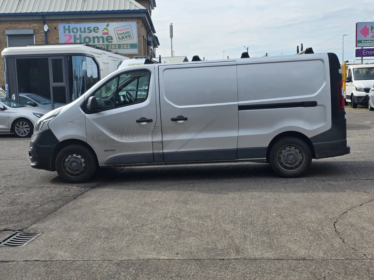 Nissan NV300 - Image 4
