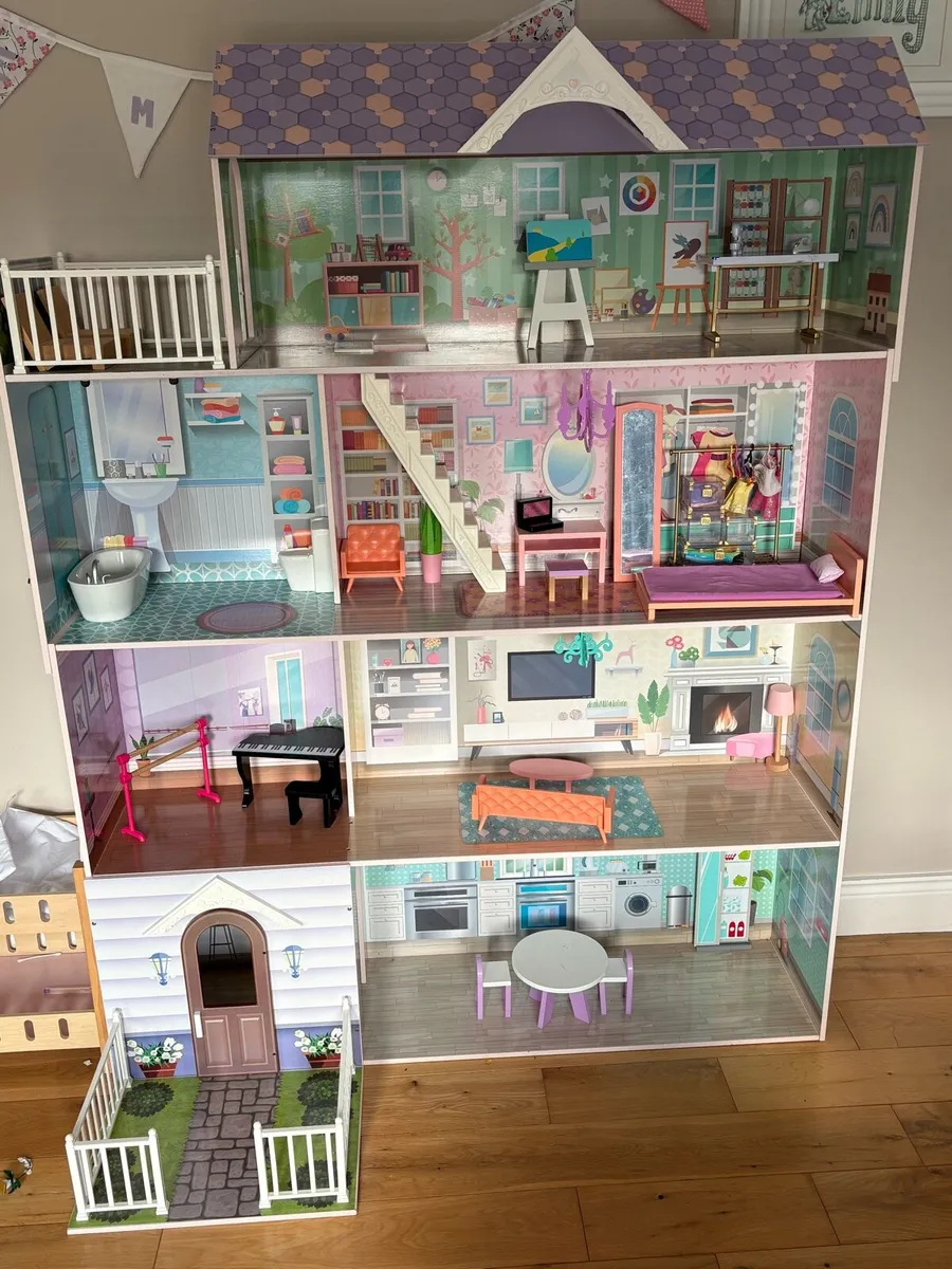 Lillie's Wooden Doll House - Image 1